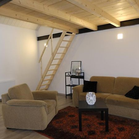 Kajari Apartmanhaz Balatonfőkajár Екстериор снимка