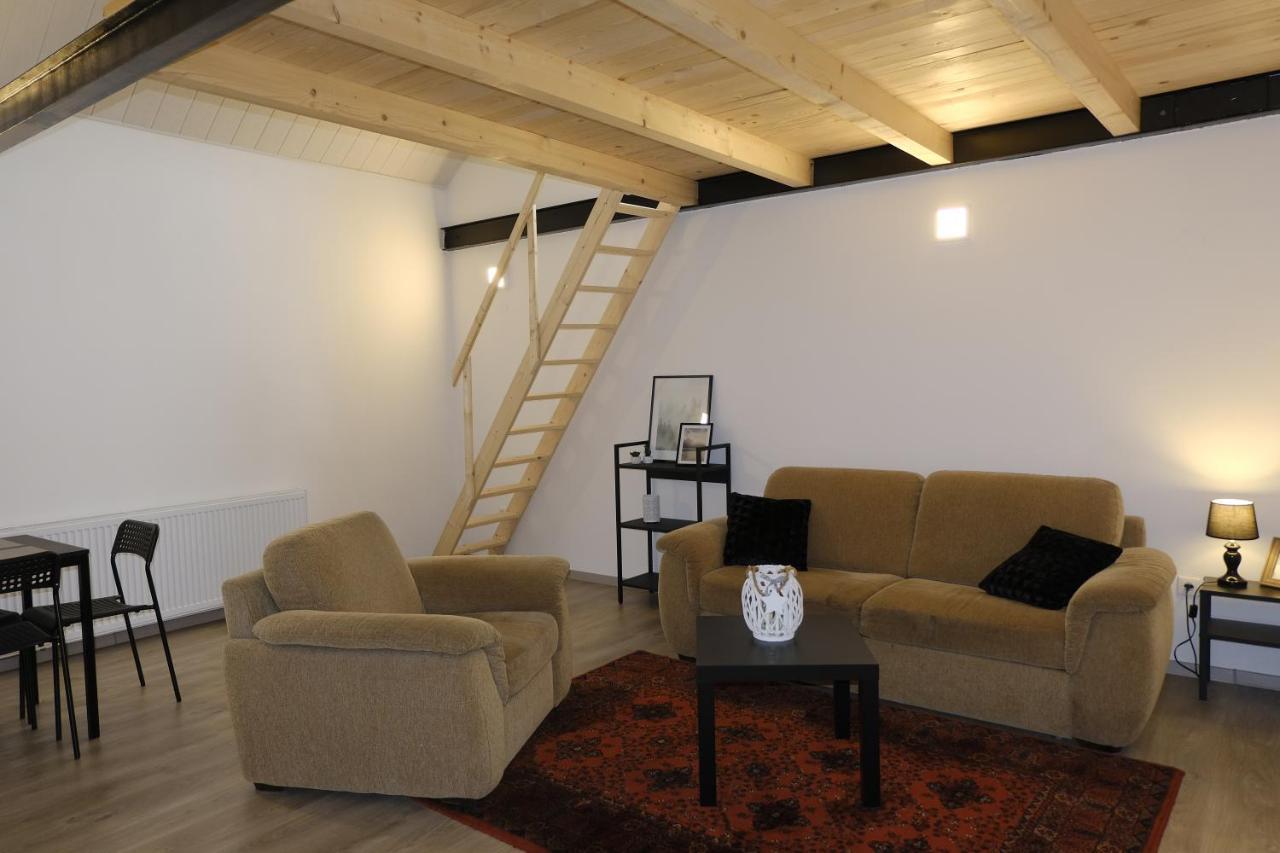 Kajari Apartmanhaz Balatonfőkajár Екстериор снимка