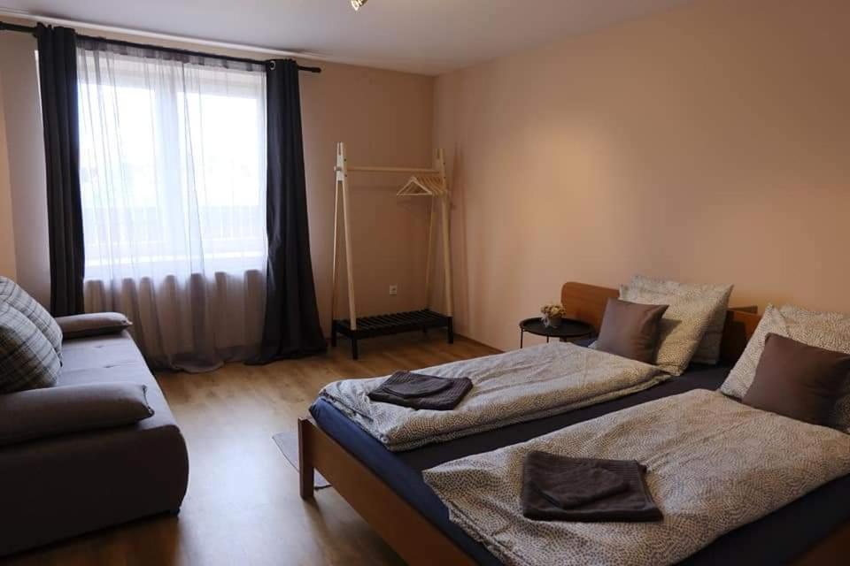 Kajari Apartmanhaz Balatonfőkajár Екстериор снимка